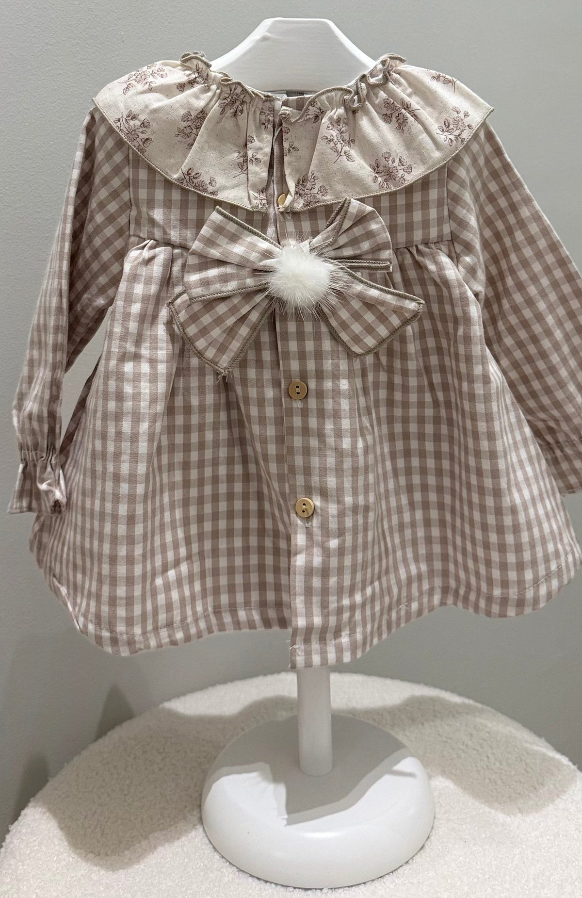 Jesusin vichy beige bebé niña