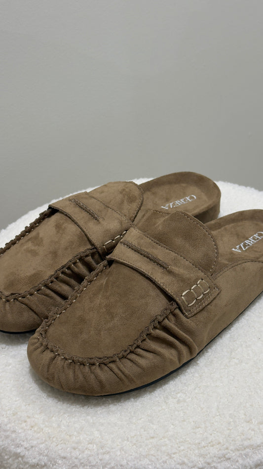Mocasín destalonado khaki