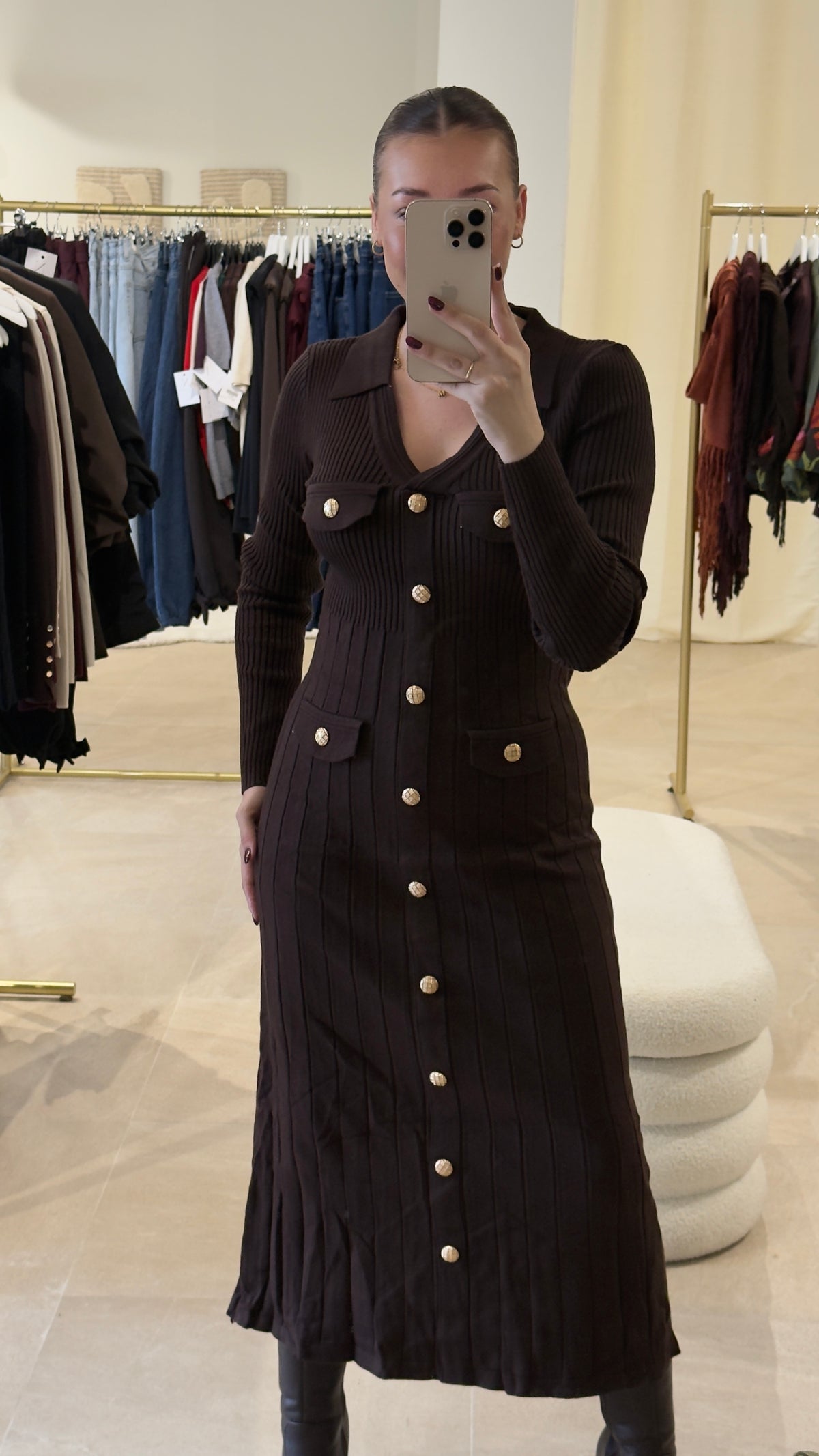 Vestido botones dorados